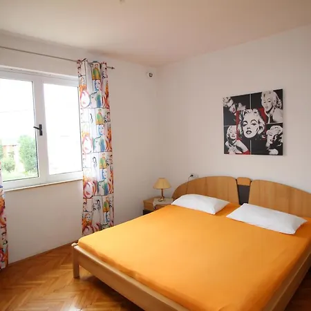 Apartment Apartman Ivka Punat